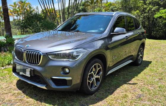 BMW X1 2.0 16V TURBO ACTIVEFLEX SDRIVE20I X-LINE 4P AUTOMÁTICO BMW X1 2.0 16V TURBO ACTIVEFLEX SDRIVE20I X-LINE 4P AUTOMÁTICO